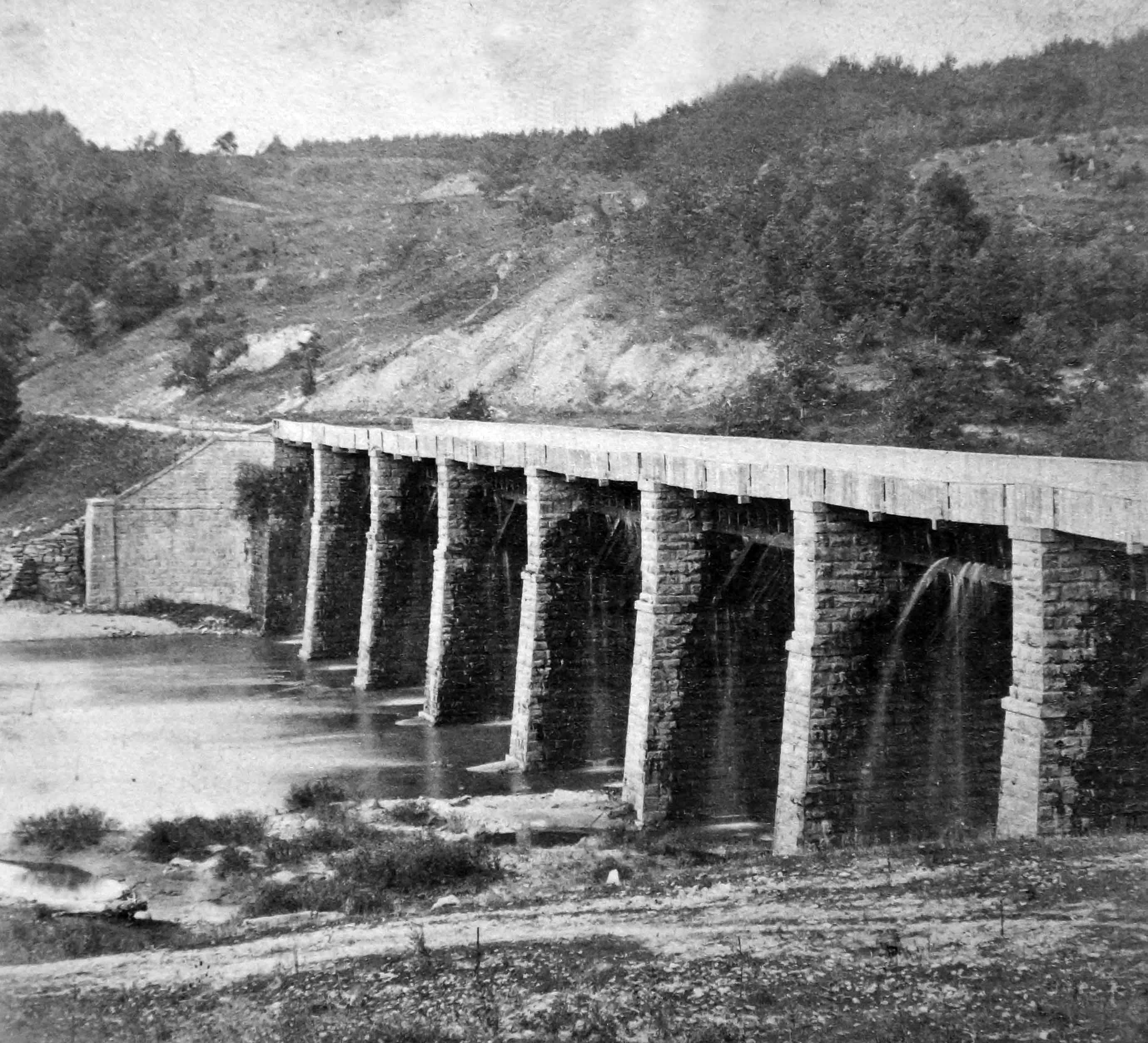 #3 Poertage Aqueduct Madden Col.jpg